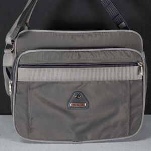 Samsonite Profile Office Portable Brief Case Laptop Hard Bag